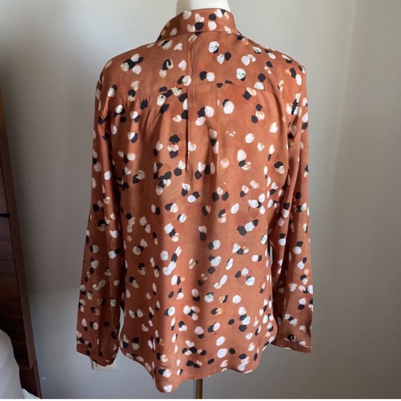 Cloth & Stone pattern button down long sleeve top. SZ Large - Picture 7 of 10